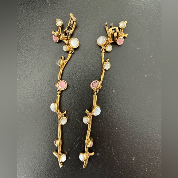 isabel marant A WILD SHORE ASYMMETRIC EARRINGS - Picture 2 of 5